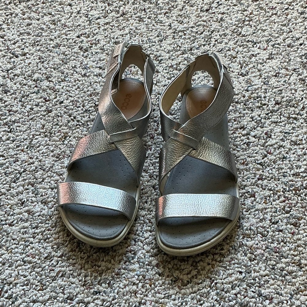 Ecco Metallic Silver Cross-Strap Ankle Sandals